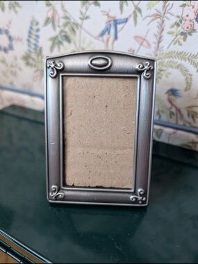 Mini Burnes Of Boston Frame